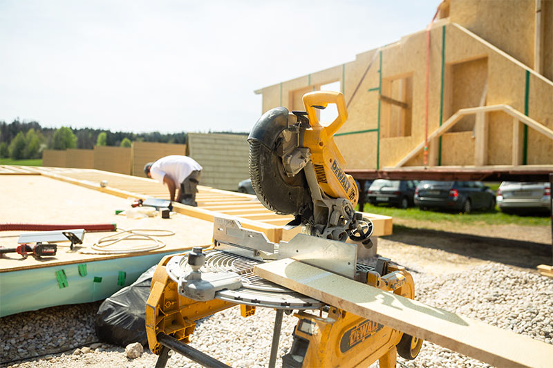 Uporaba domačega lesa v gradnji Uporaba domačega lesa v gradnji