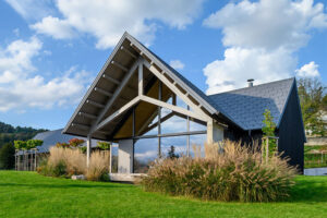 OHS minifest: Hiša za dva maratonca