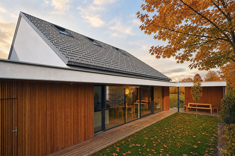 Timber House - Autumn Timber House - Autumn